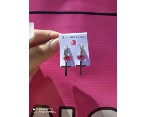 Brinco De Argola Com Cruz Modelos Variados - Importado - Ousada Make e Cosmeticos