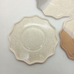 Plato de cerámica artesanal