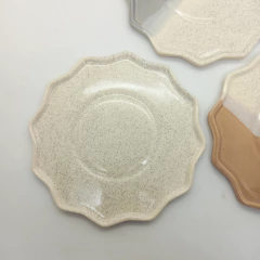 Plato de cerámica artesanal