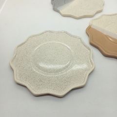 Plato de cerámica artesanal