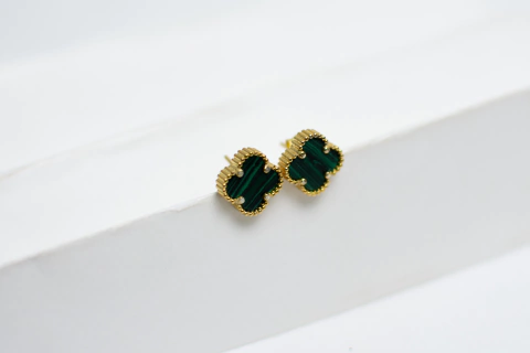 Aritos pasantes Trebol Plata Gold