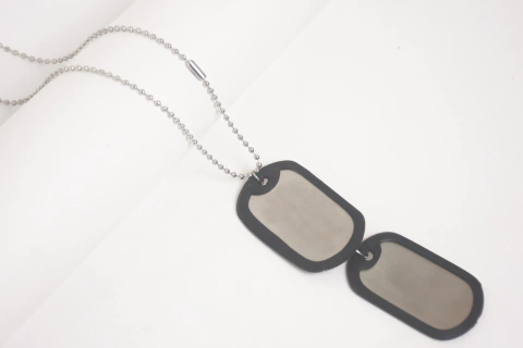 Conjunto Chapita Identificadora Acero y Caucho