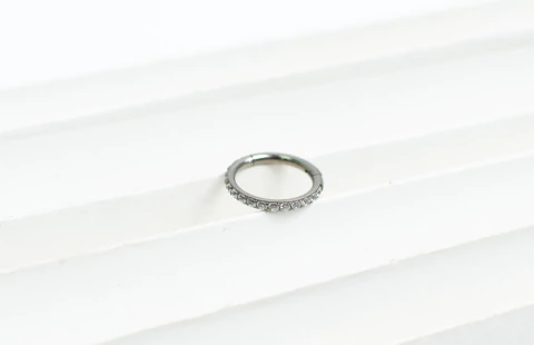 Clicker strass Titanio