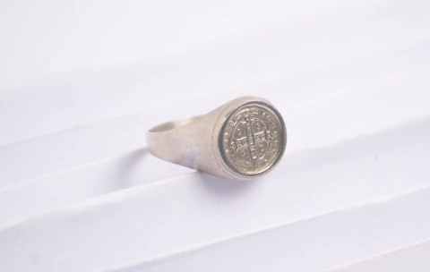Anillo San benito Plata 925