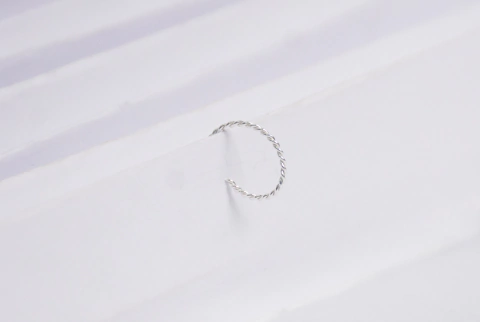 Nostril Argollita Trenzada Plata