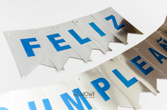 BANDERIN FELIZ CUMPLE PLATA/AZUL - comprar online