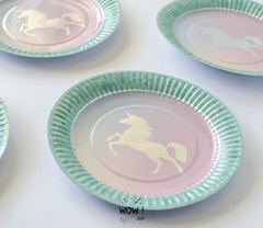 PLATO DE POLIPAPEL UNICORNIO IRIDISCENTE 17CM X 6 Unid - comprar online