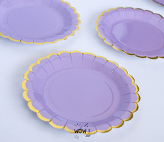 PLATOS LILA CON VOLADOS DORADO - comprar online