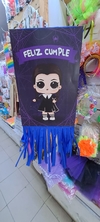 Piñata Merlina de cartón