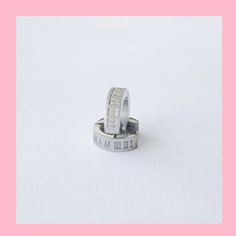 Argollas Arenadas con Guarda de Numeros Romanos