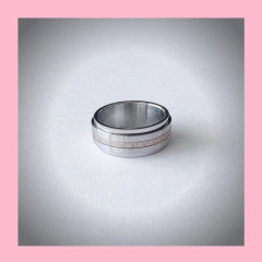 Anillo Anti Estrés con Detalle Dorado - comprar online