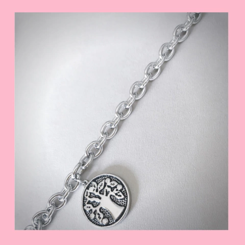 Pulsera con Dije del Arbol de la Vida labrado