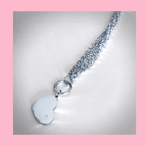 Pulsera con Multi Cadenas y Dije en Terminación de Corazón