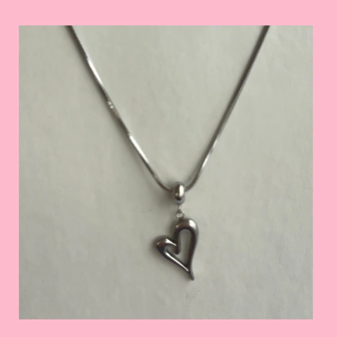 Colgante Corazón Hueco