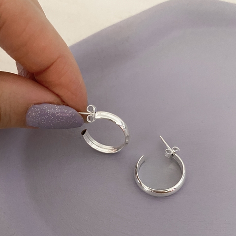 Argola Lisa com tarracha