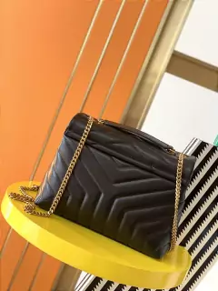 Bolsa Saint Laurent LouLou "Black&Gold" - comprar online
