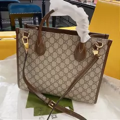 Bolsa Gucci Small Tote "GG Supreme" - comprar online