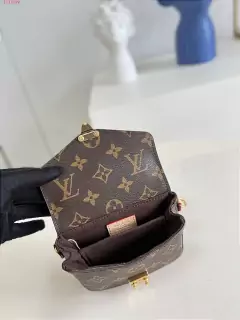 Bolsa Louis Vuitton Micro Métis "Canvas Monogram" - Missconcept