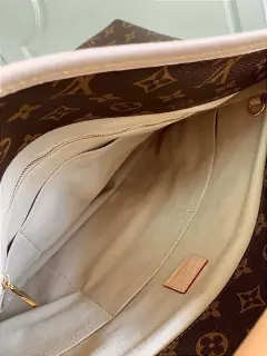 Bolsa Louis Vuitton Artsy - comprar online
