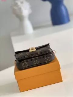 Bolsa Louis Vuitton Micro Métis "Canvas Monogram" - comprar online