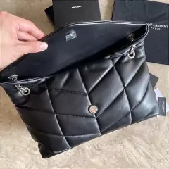 Imagem do Bolsa Saint Laurent LouLou Puffer "Black&Silver"