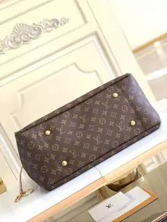 Bolsa Louis Vuitton Artsy - Missconcept