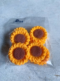 Charms girasoles x 8 unidades