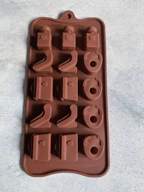 Molde silicona zapatos, perfumes, carteras