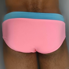 Imagem do Sunga CLASSIC Candy Sky em rosa claro com cós azul turquesa