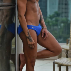 Sunga SLIM lisa Azul Royal na internet