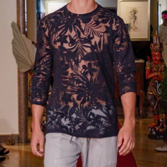 Camisa Renda Devorê manga longa na internet