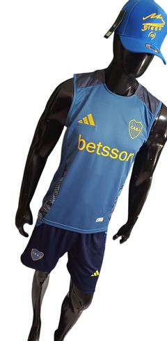 Musculosa entreno azul escudos bordados - comprar online