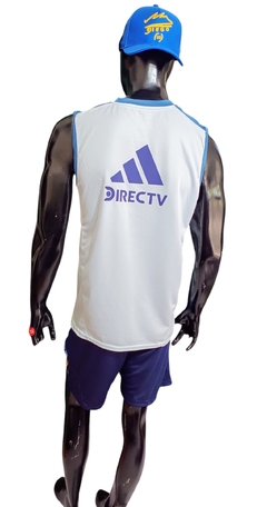 Musculosa entreno clara escudo bordado en internet