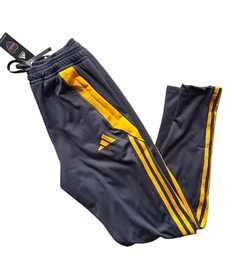 Pantalon concentración 2025 en internet
