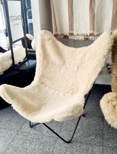 Sillon BKF de Cuero de Oveja Tipo Bucle - comprar online