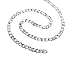 Cadena de Aluminio x Metro 3.6x4.9