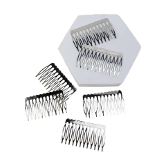 Imagen de Peineta Metalica 12 Lineas 6.4 x 3.9 cm