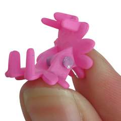 Mini Broche Margarita con Petalos 1 cm Engomada - ALMACEN DE ARMADO