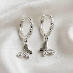 ARO863 AROS HUGGIES PLATA 925