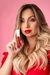 Gloss Labial Efeito Verniz cor Morango na internet