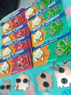 Imagen de BAKUGRRR y KIRIBARF - PIN metálico con cadena