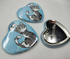 Botón en forma de corazón - Gatitos en internet