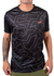 Remera Bullpadel Toronto negra con diseño geométrico en hombre