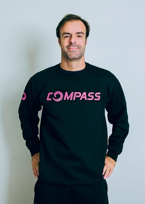 Buzo Compass Logo