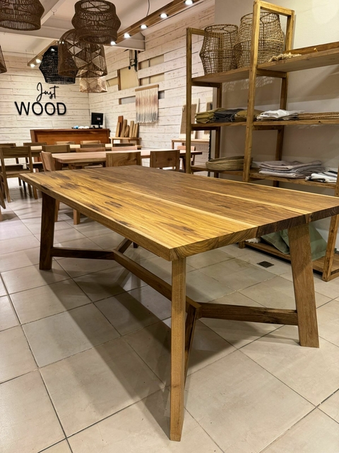 Mesa Modelo Griego Petiribi - 2.00x1.00