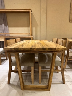 Mesa Delta Petiribi 160x90 + 4 sillas oregon - Just Wood