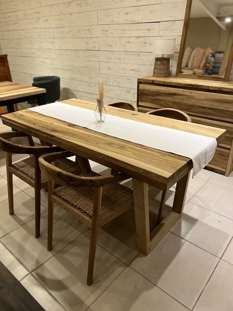 Mesa Delta Petiribi 160x80 + 4 sillas bali encordadas