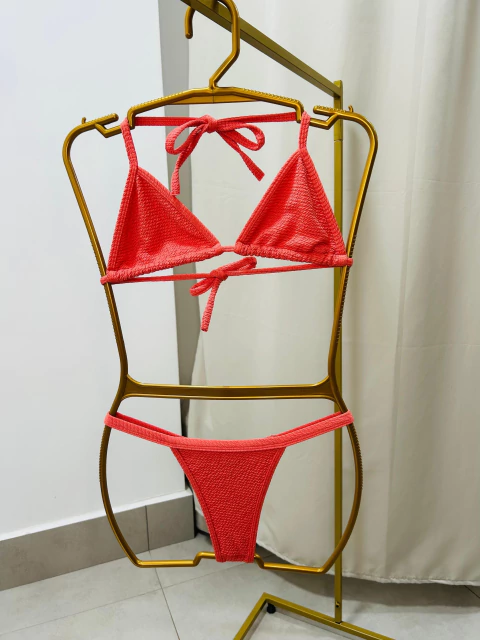 Biquíni Cortininha Fita Texturizado Coral - comprar online