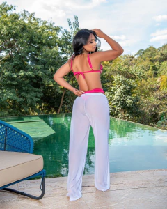 Calça tule na internet