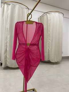 Saída vestido tule na internet